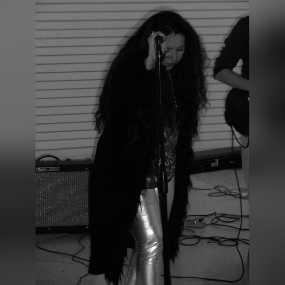 Meet your Posher, Lovey aka djapocolipz - Picture 12 of 15